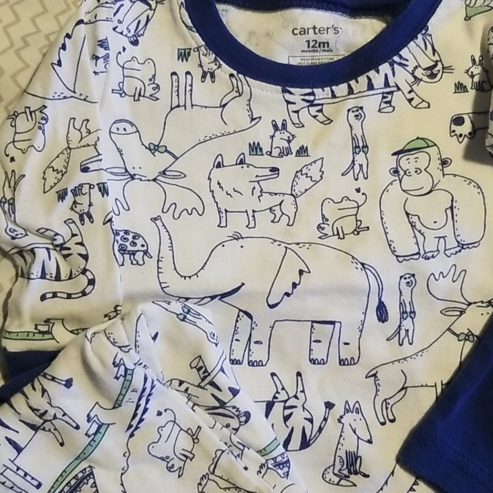 Carter's pajama bundle - Picture 2 of 4